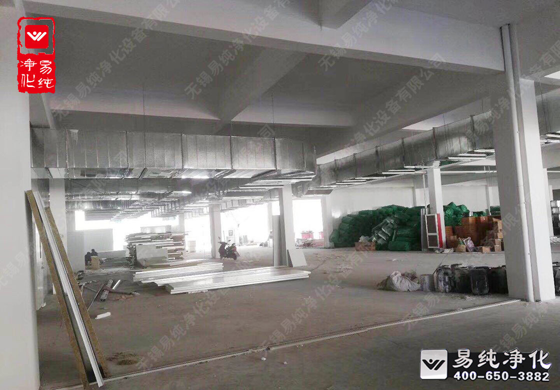 工程一角送風管道安裝中.jpg 工程一角送風管道安裝中.jpg